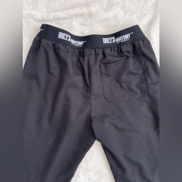 Grey’s Anatomy Scrubs Tops & Pants SMALL - Picture 16 of 16